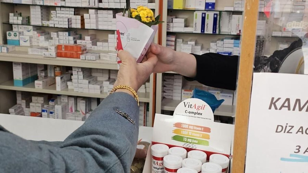 Saadet Partisi Çayırova Kadın Kolları’ndan 8 Mart Basın Açıklaması