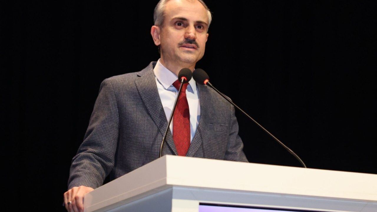 Çayırova’da 8 Mart Coşkusu: Kadınlar Günü Etkinliği Büyük İlgi Gördü