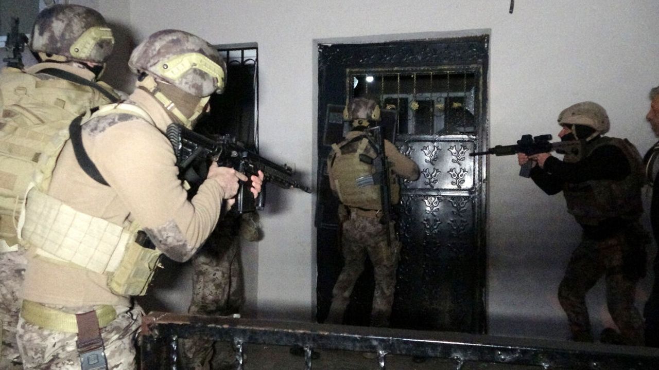 DEAŞ operasyonu: 13 gözaltı