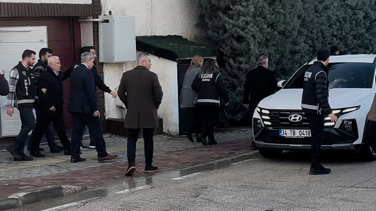 Bursa Büyükşehir Belediye Başkanı gözaltına alındı