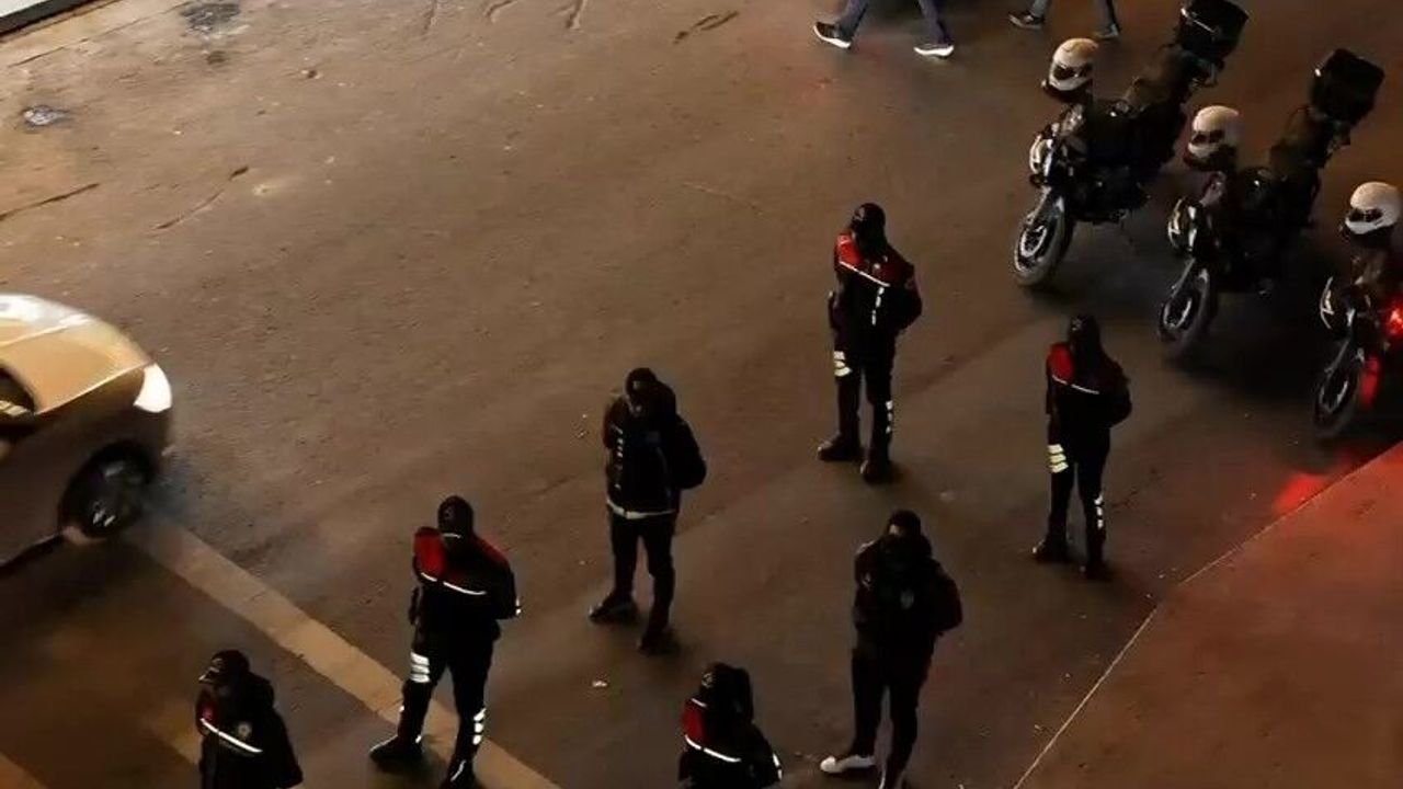 3 Saatlik Huzur Operasyonunda 2 Bin 59 Kişi Sorgulandı