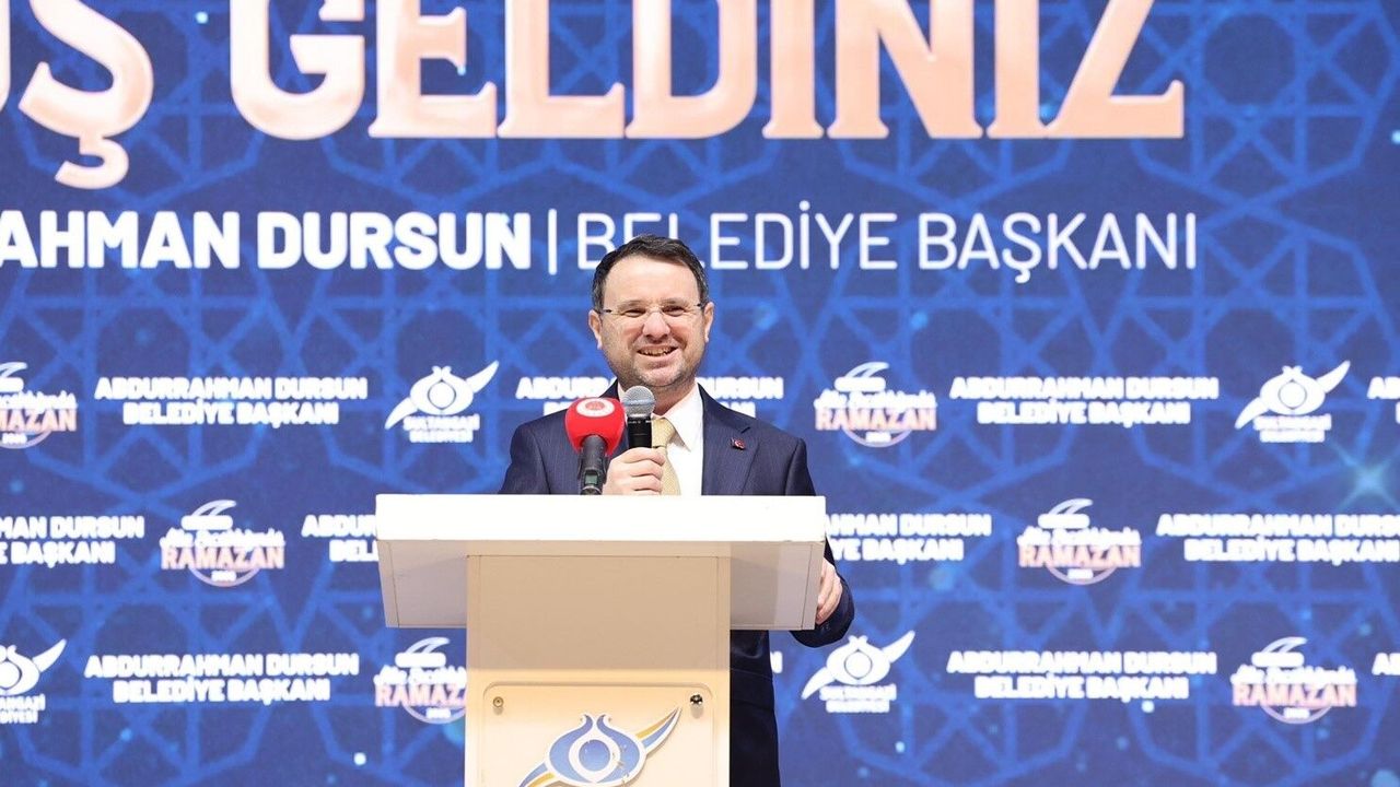 Bakan Gürlek'ten Sultangazi etkinlik çadırı ziyareti