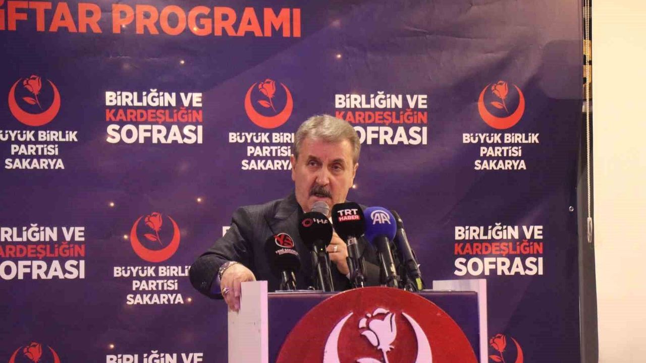 BBP Genel Başkanı Destici: 'İşledikleri açık bir savaş suçudur ve mutlaka Trump da Netanyahu da yargılanmalıdır'