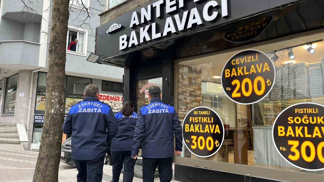 Esenyurt’ta Bayram Öncesi Tatlı Denetimleri: Kurallara Uymayan İşletme Mühürlendi