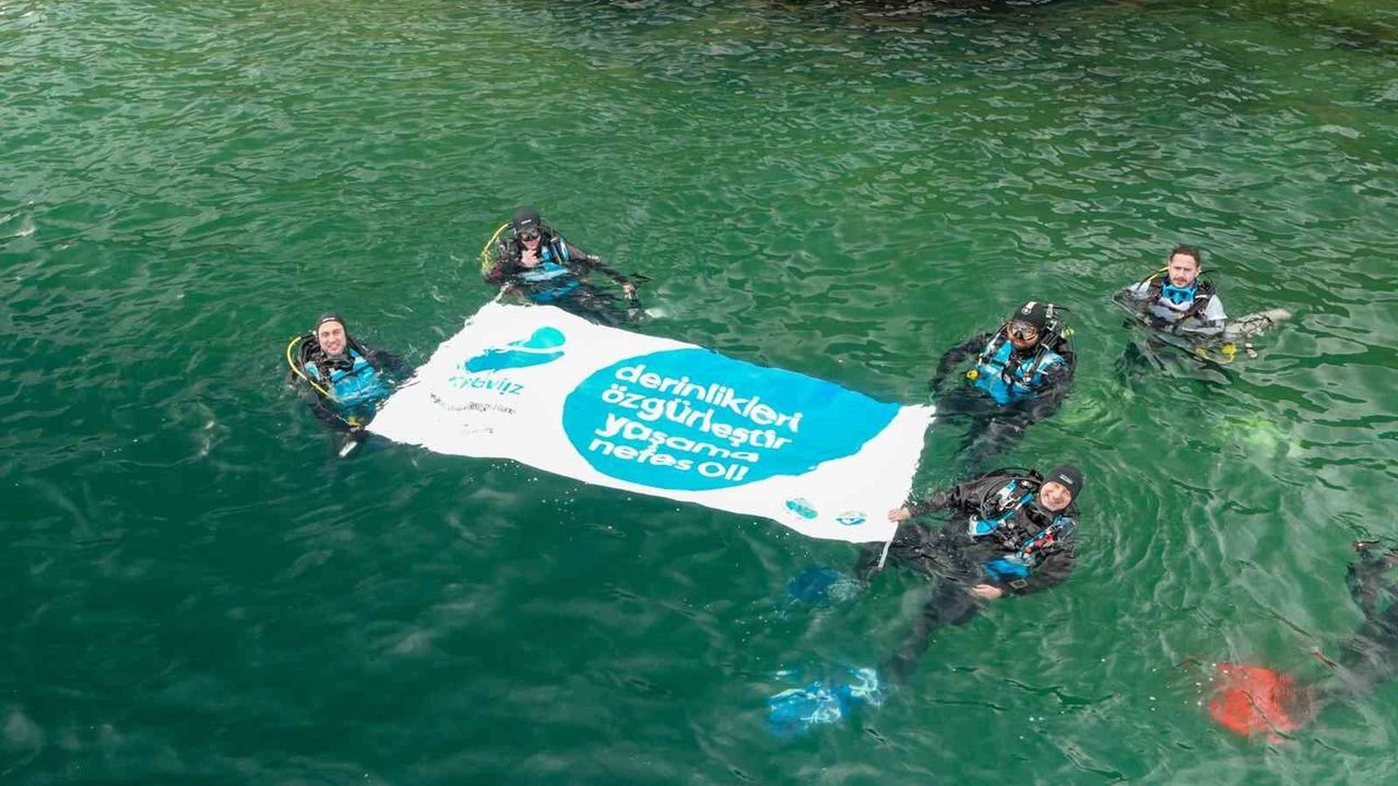 Marmara Denizi’ndeki Hayalet Ağlar Temizlendi: Mavi İz Projesi Sanata Dönüştü