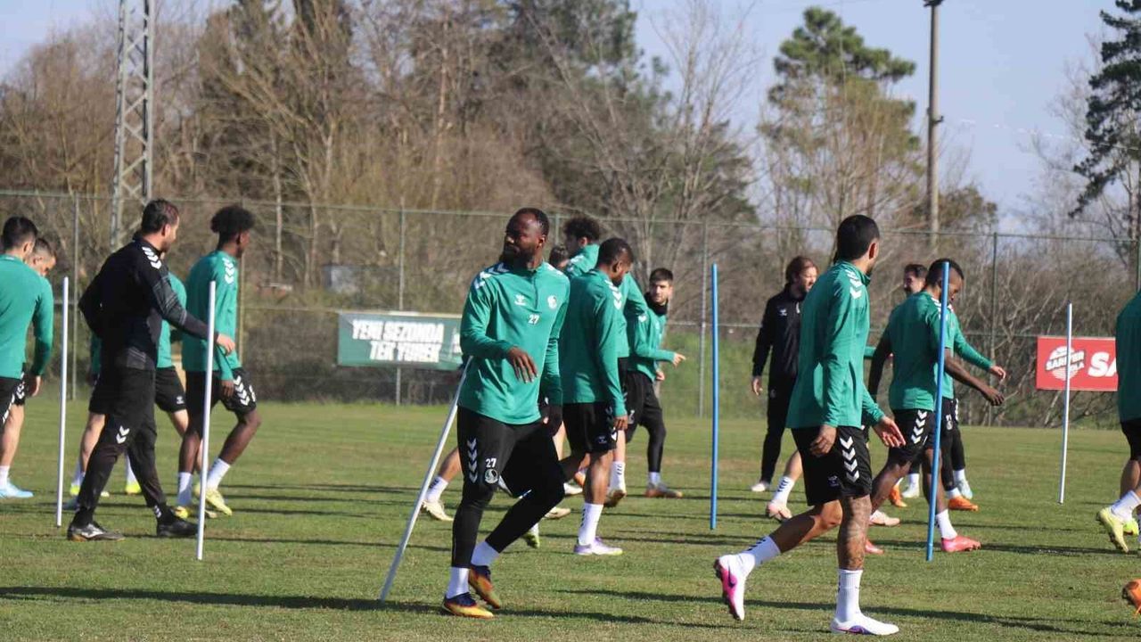 Sakaryaspor, Adana Demirspor Maçına Hazırlanıyor