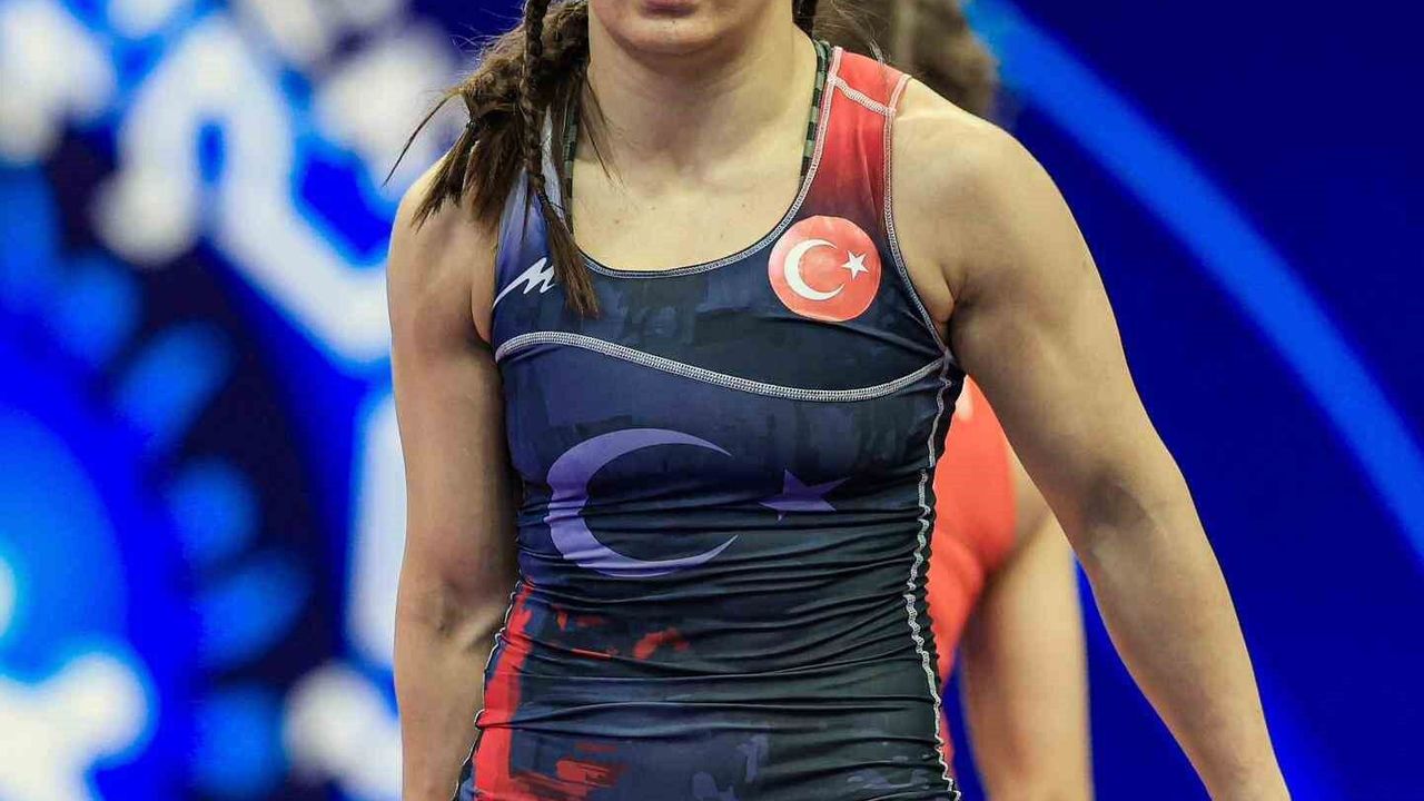 U23 Avrupa Şampiyonası'nda Tuba Demir'den bronz madalya