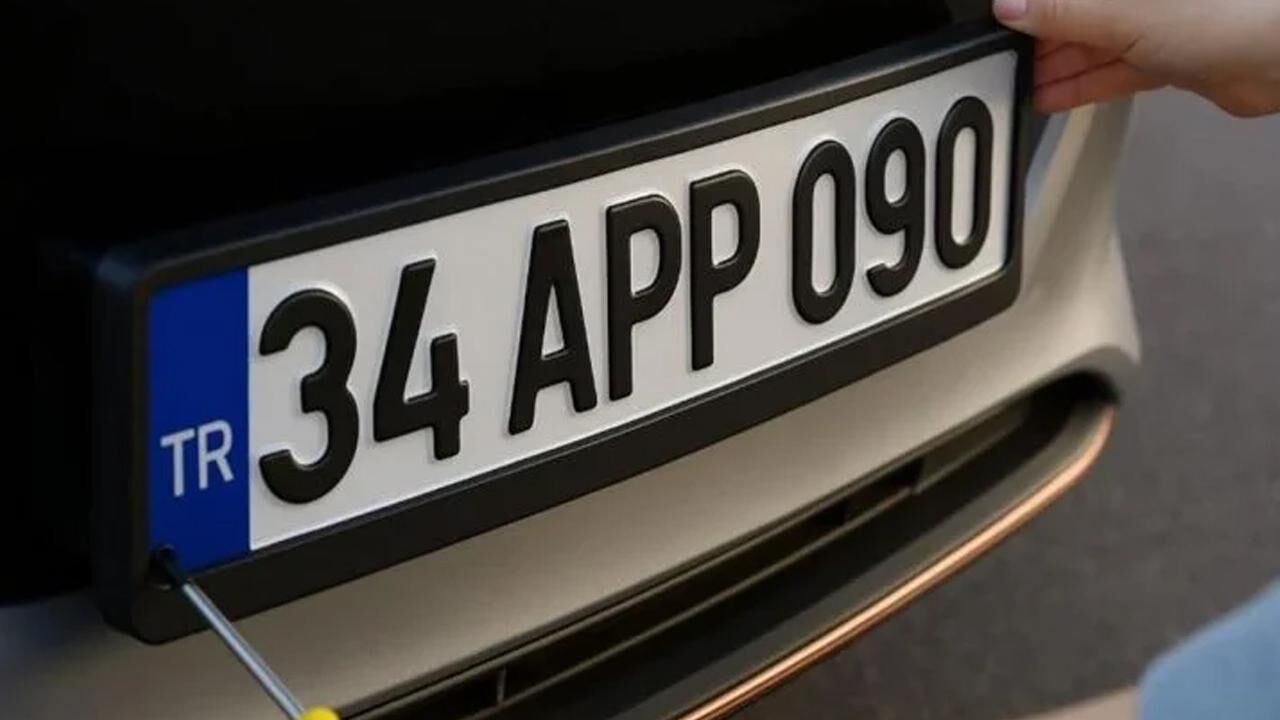 APP plaka cezası sonrası sürücüler kuyruğa girdi: Denetimler ertelendi