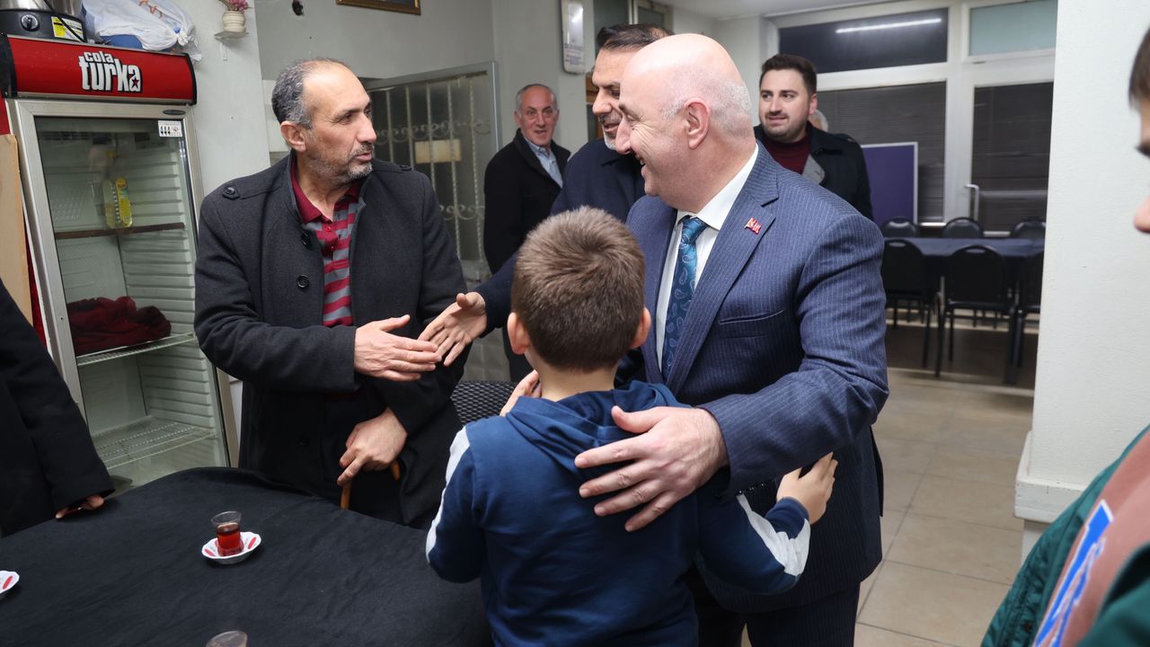Başkan Bıyık’tan Ramazanda Gönül Ziyaretleri: Darıcalılarla Bir Araya Gelmeye Devam Ediyor