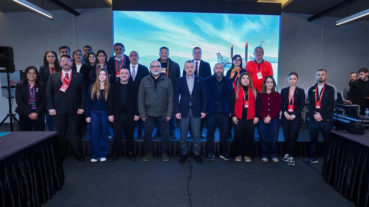 Başkan Büyükakın uluslararası gazetecilerle buluştu