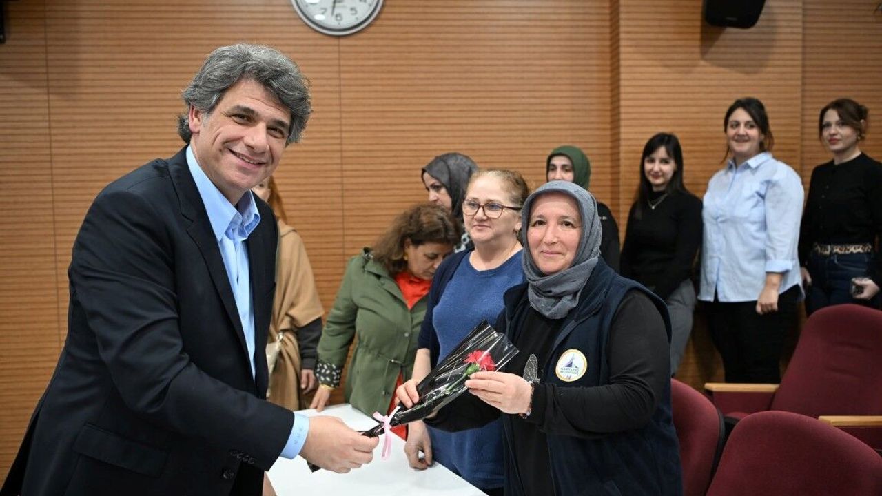 Başkan Kocaman: “Emeğiniz Kartepe’ye Değer Katıyor”