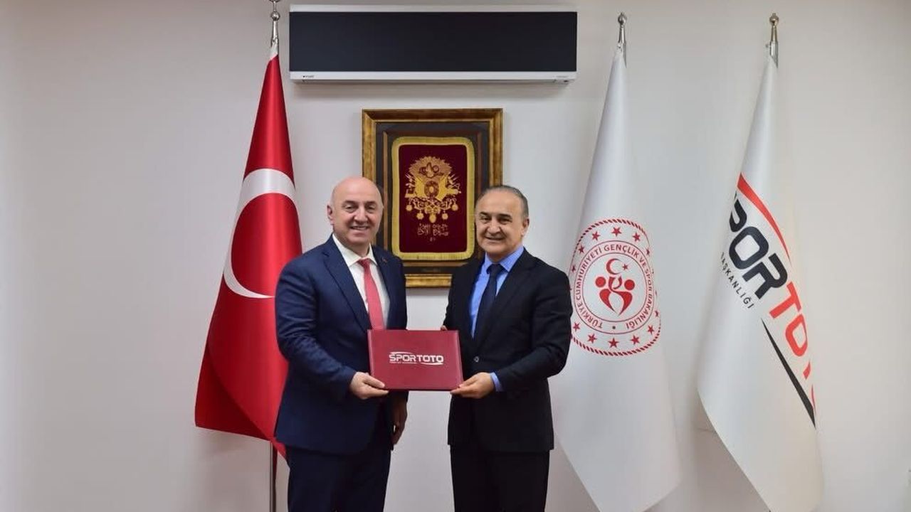 Darıca’da Gençliğe ve Spora Büyük Yatırım: Spor Köyü İçin İmzalar Atıldı