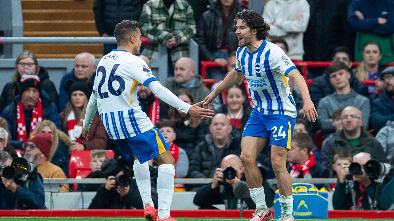 Liverpool-Brighton Maçı Ulaşım Nedeniyle 15 Dakika Ertelendi