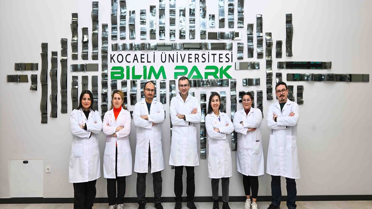 İleri Teknoloji ile Hassas Analizler: KOÜ Merkezi Laboratuvarı Araştırmaya Güç Katıyor