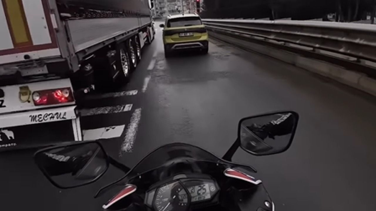 Kocaeli’de Trafikte Yeni Yöntem: Motosikletli “Riderkerpetenati” Kuralları Polisle Paylaşıyor