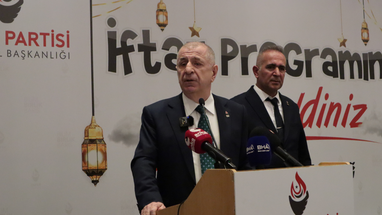 Ümit Özdağ: “Sakine Cansız’ı Vuranın Gözlerinden Öpüyorum, Keşke Cemil Bayık’ı da Vursalar”