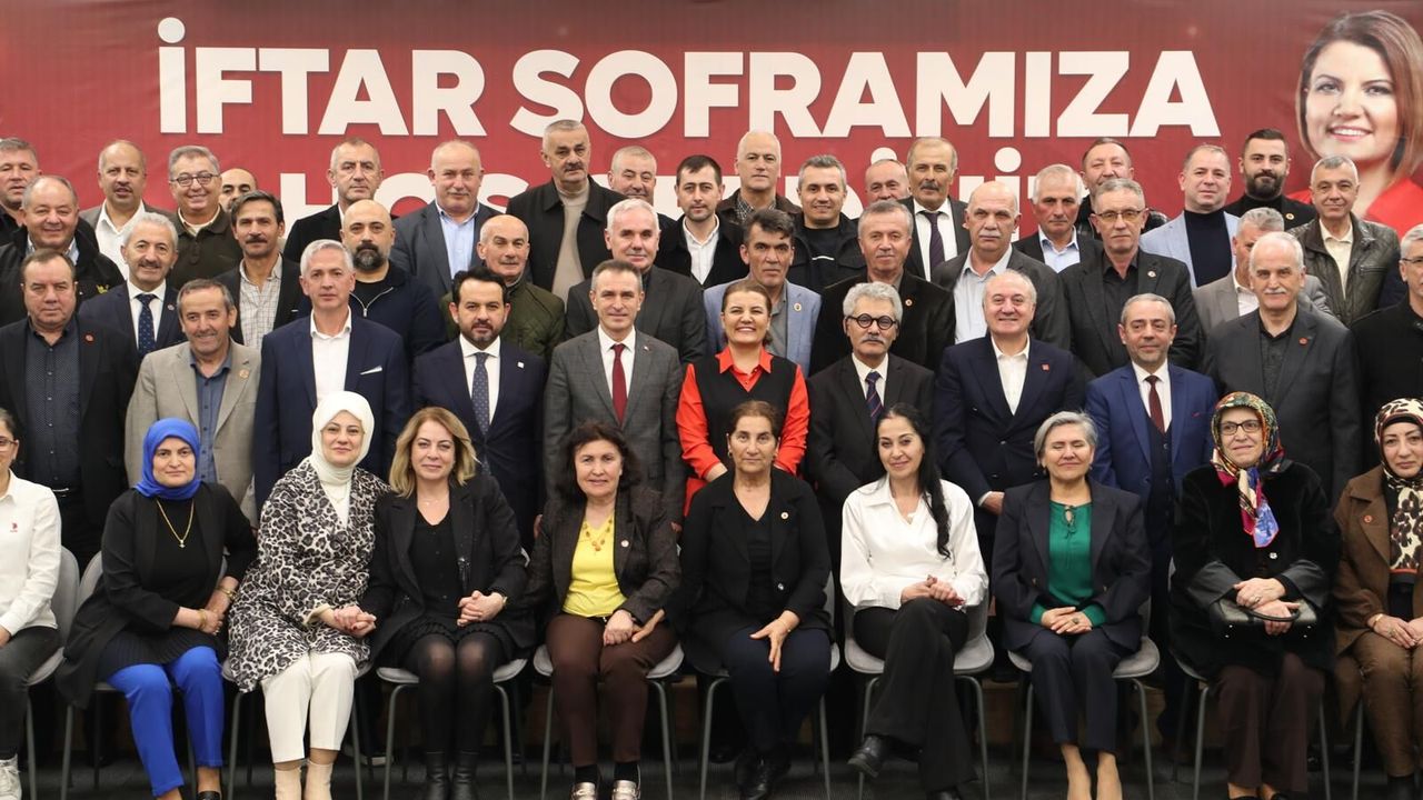 Fatma Başkan Muhtarlarla Birlik ve Dayanışma Sofrasında Buluştu