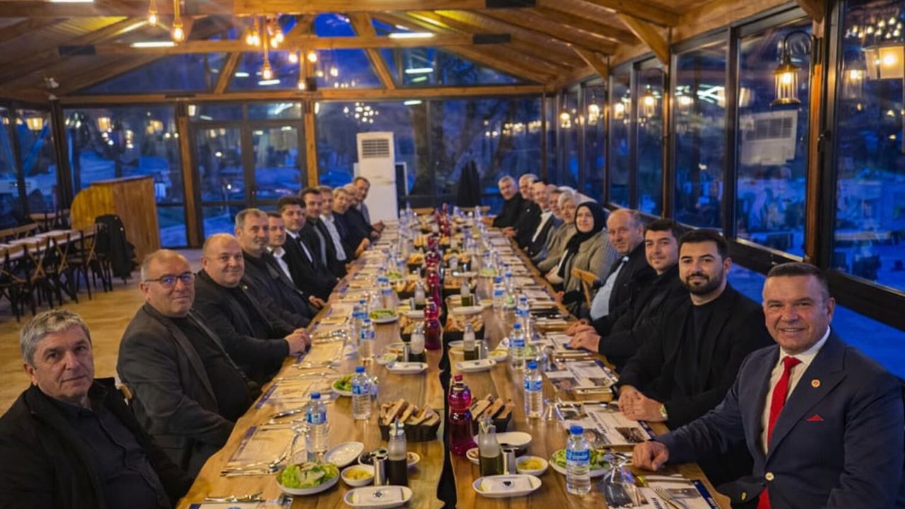 Kandıra Belediye Meclisi Gönül Sofrası’nda Buluştu