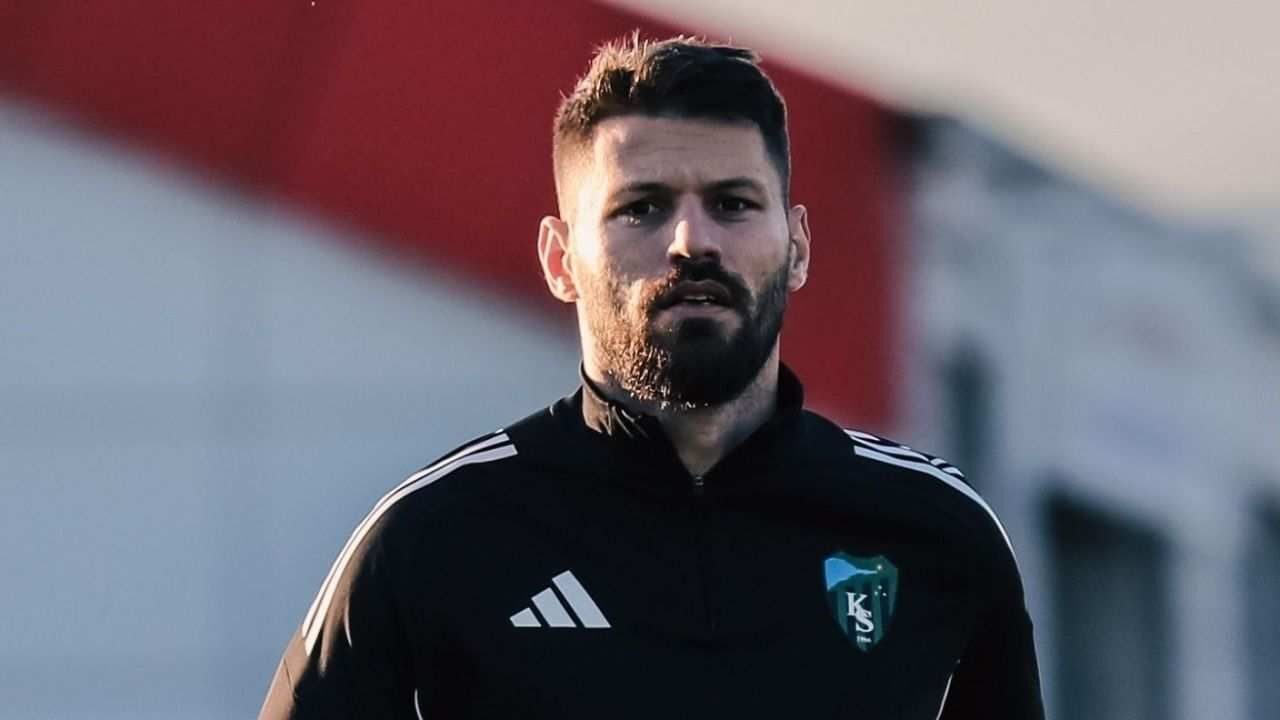 Kocaelispor Tek Eksikle Beyoğlu Yeniçarşı Maçı Hazırlıklarını Sürdürüyor