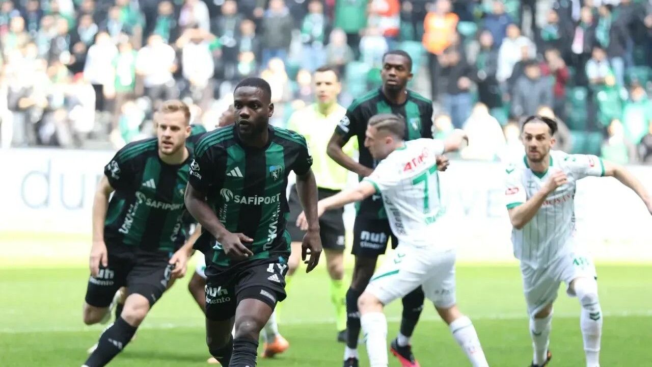 Kazanan Kocaelispor Olacak Derken Konyaspor'un Son Dakika Penaltısı Her Şeyi Değiştirdi
