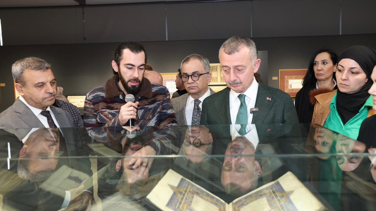 Kocaeli Büyükşehir’den Kültür Sanat Çıkarması: 32 El Yazması Eser Görücüye Çıktı