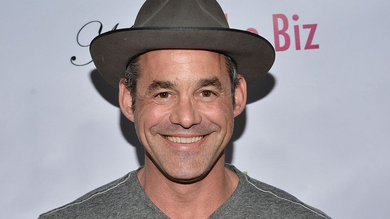 Ünlü Dizi Oyuncusu Nicholas Brendon Hayatını Kaybetti