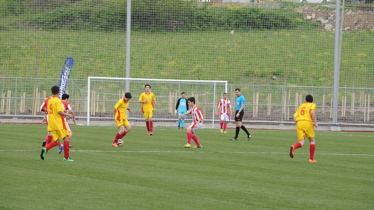 Kocaeli’nin U-18 Gururu: 4 Şampiyon Belli, 1 Bilet Askıda
