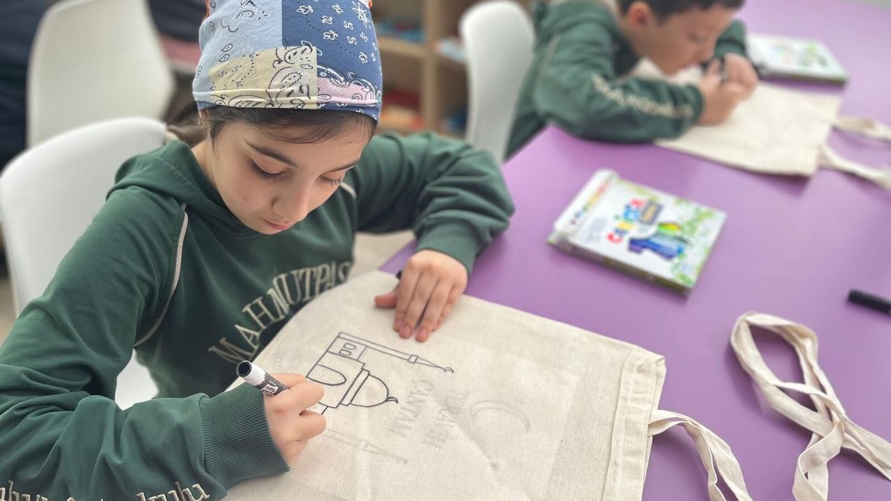 Başiskele Çocuk Kütüphanesi Ramazan Ayında Atölyelerle Çocukların Hizmetinde