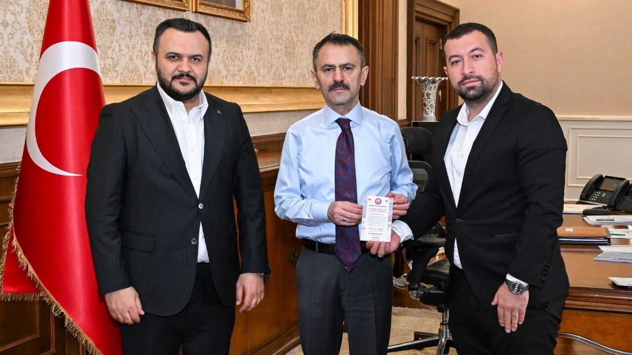 Gebze Sivaslılar Derneği, Vali Aktaş’ı İftara Davet Etti