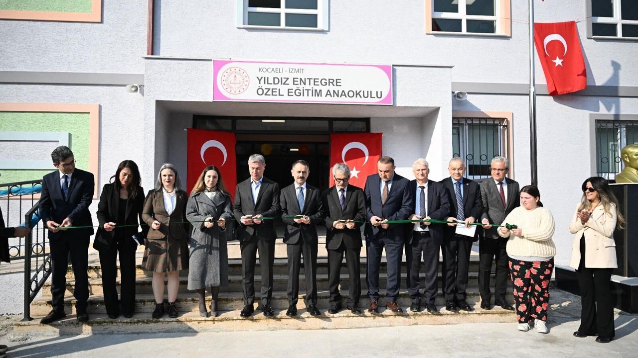 İzmit Yıldız Entegre Özel Eğitim Anaokulu Açılış Töreni Vali Aktaş’ın Katılımlarıyla Gerçekleşti