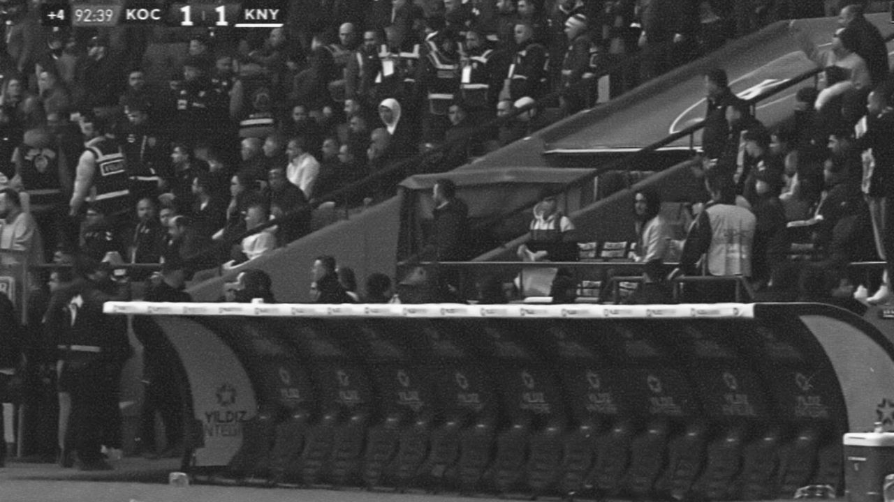 Kocaelispor–Konyaspor Maçında Hakem Kararları Tepki Çekti