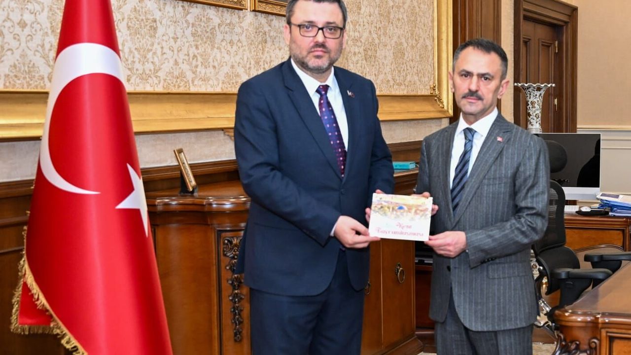 Kocaeli Kent Konseyi’nden Vali Aktaş’a Geleneksel Kent Bayramlaşması Daveti