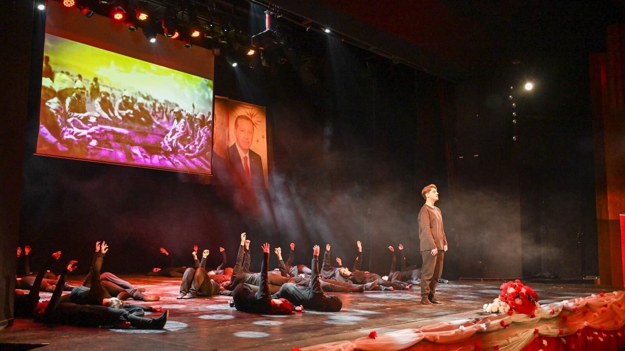 Vali Aktaş’tan anlamlı katılım: 18 Mart Çanakkale Zaferi töreninde yer aldı