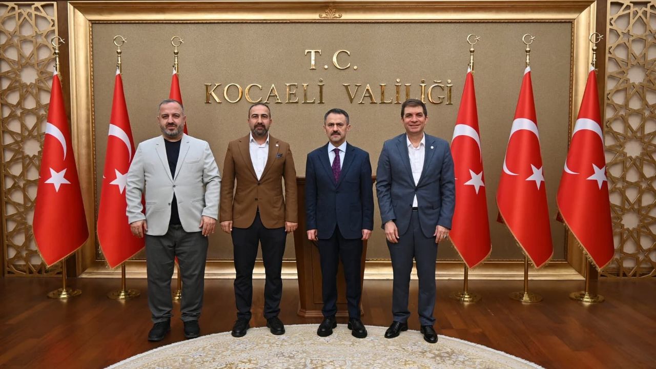 Eğitim Bir-Sen Şube Başkanlarından Vali İlhami Aktaş’a Ziyaret