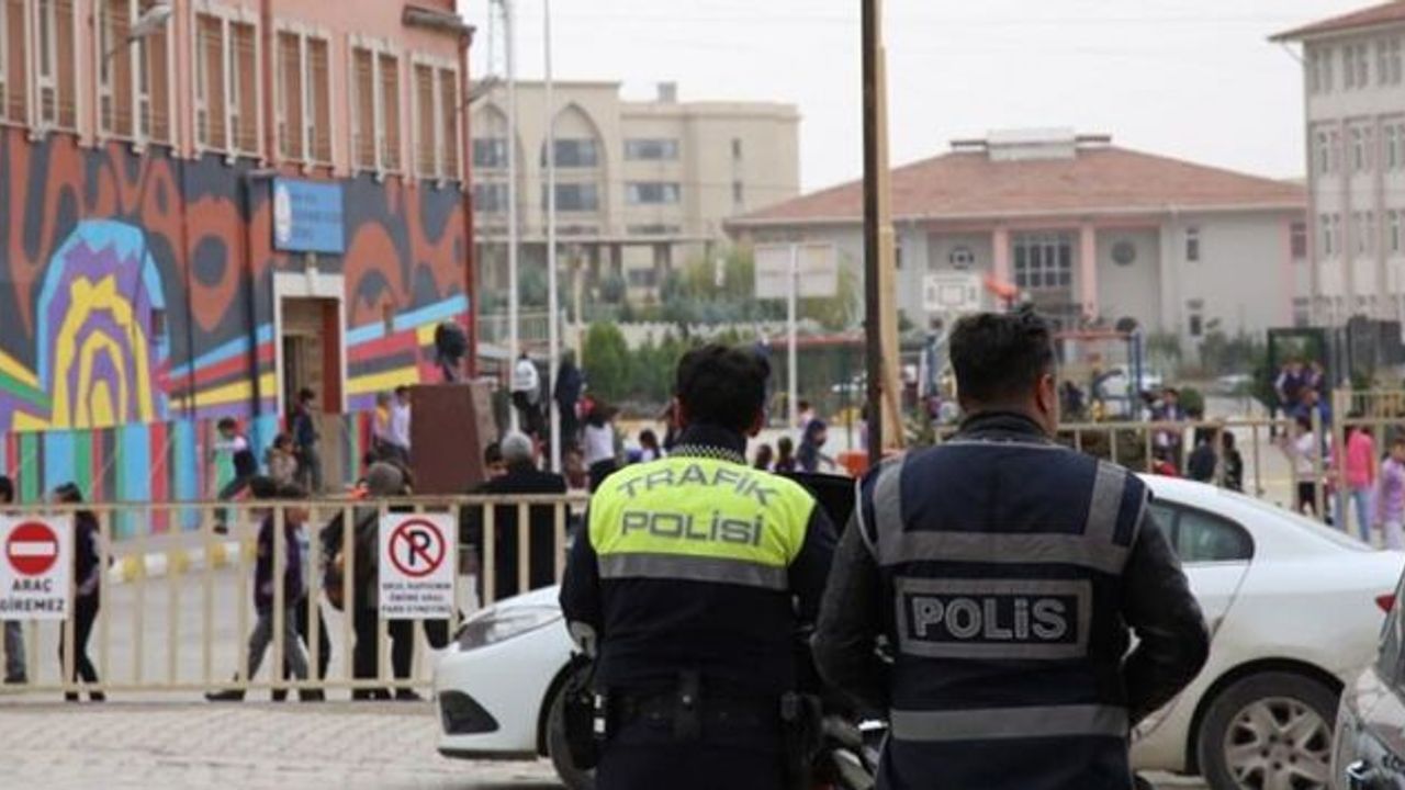 Okullarda Çelik Zırh Dönemi Başladı