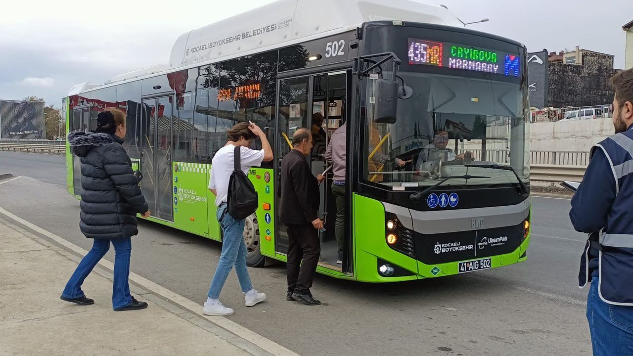 Kocaeli'nin En Uzun İkinci Hattı: 435 MR’da Hafta Sonu ve Hafta İçi Sefer Şoku