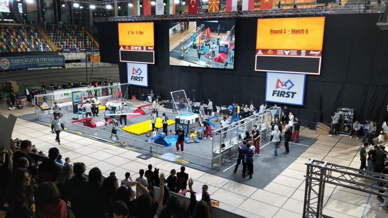 İzmit Robotil Takımlar FRC'de Sahne Aldı
