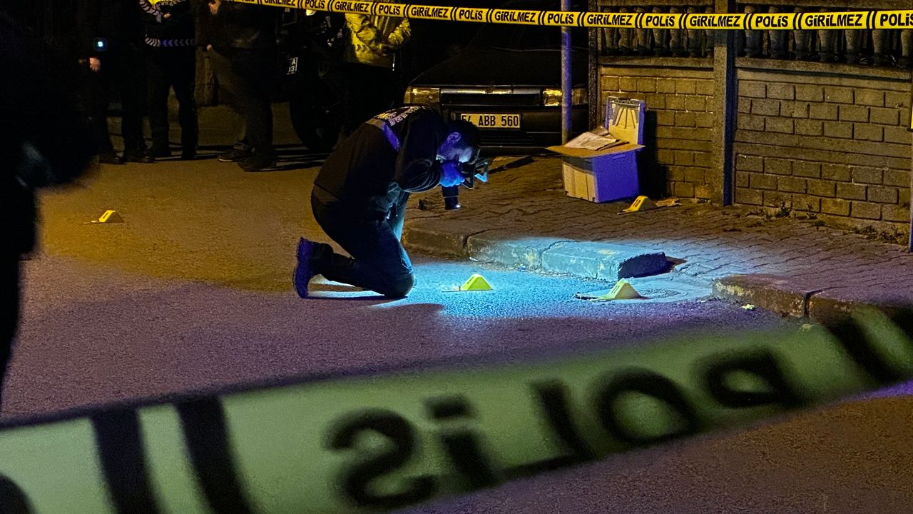 Eve KADES İhbarıyla Gelen Polislere Ateş Açtı