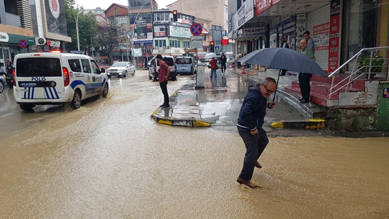 Meteoroloji'den İzmit için kritik uyarı! Sağanak geliyor
