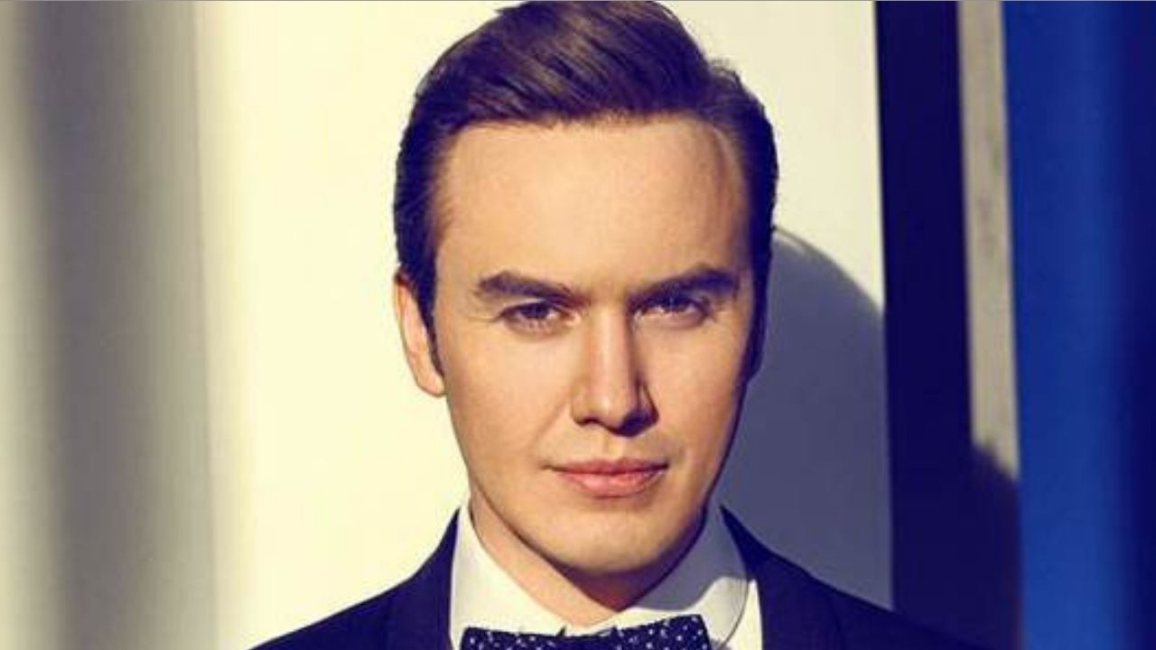 Mustafa Ceceli'nin saçı peruk mu? Mustafa Ceceli’nin saçı protez mi?