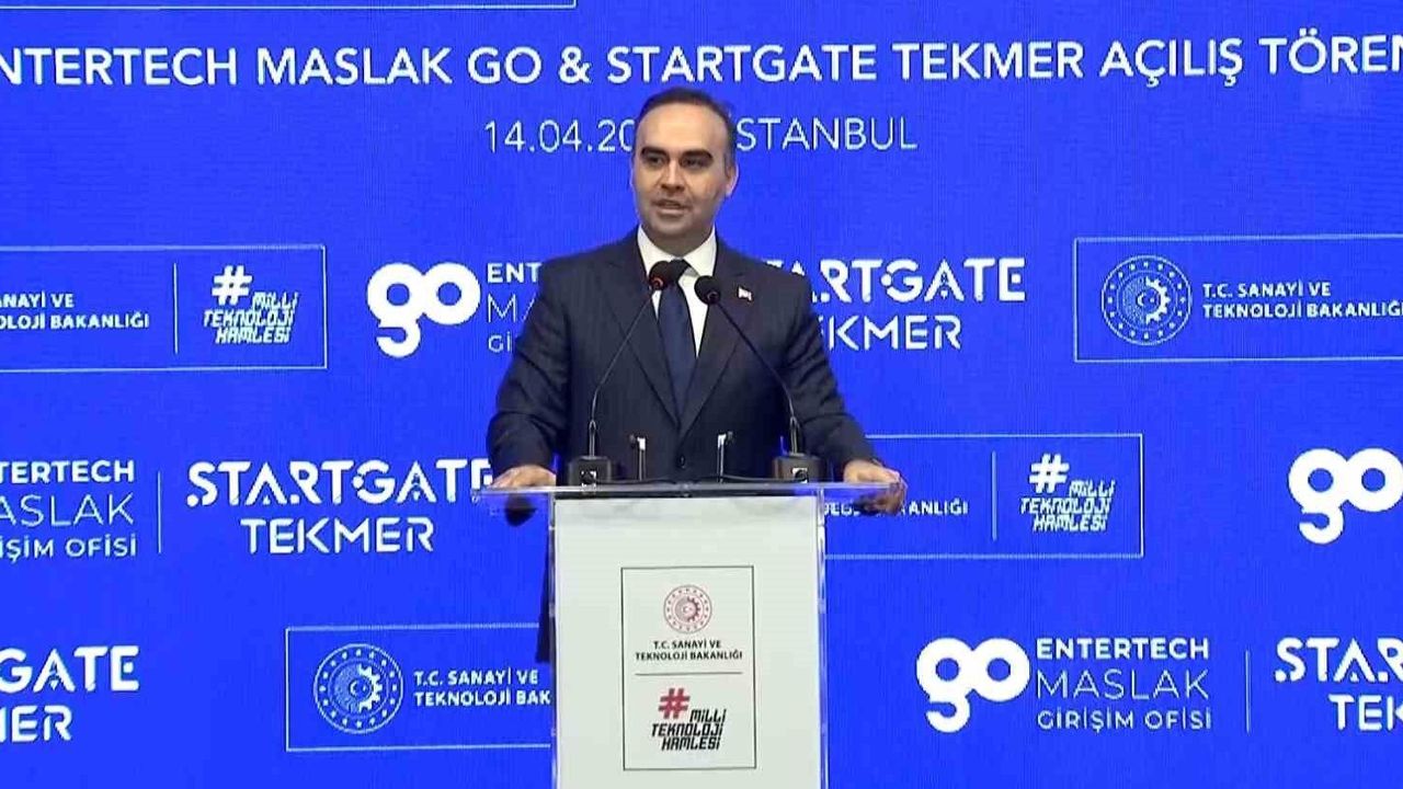 Bakan Kacır Müjdeyi Verdi: Türkiye Tech Visa ile 5 Bin Yazılımcı Türkiye'ye Geldi!
