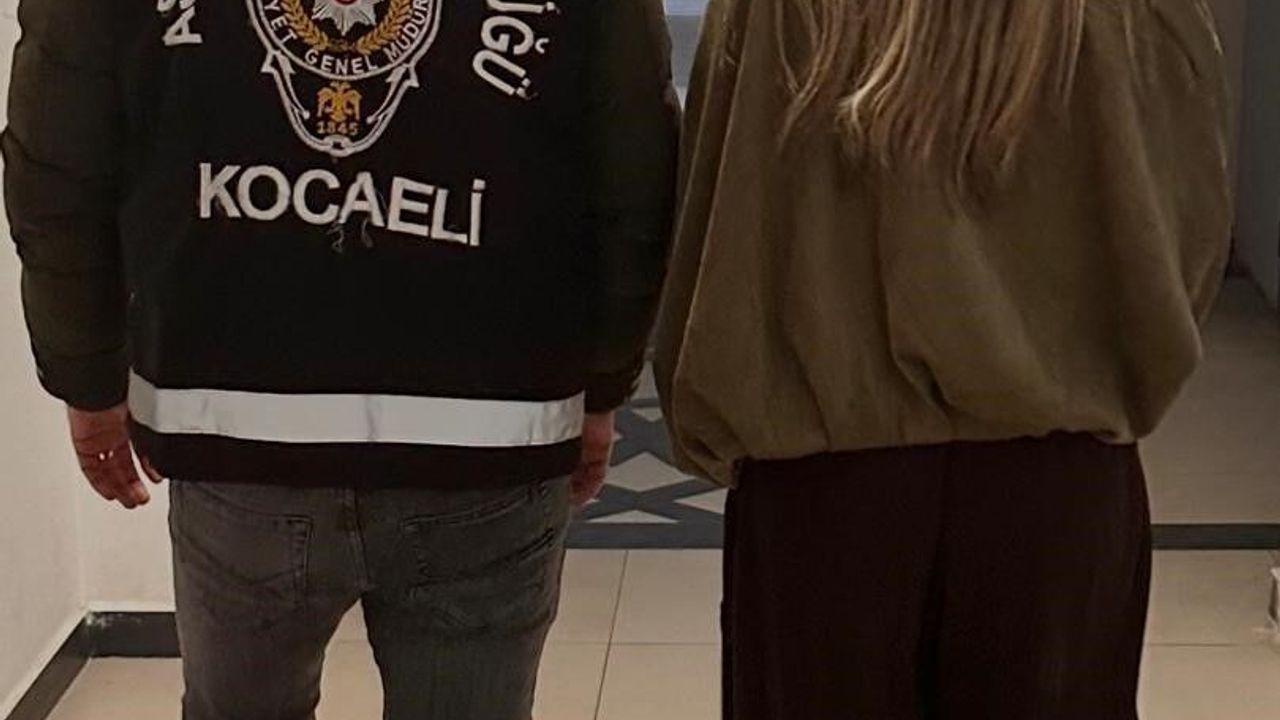 Başkasına ait kredi kartını 35 kez kullandı, Kocaeli'de sahte kimlikle yakalandı