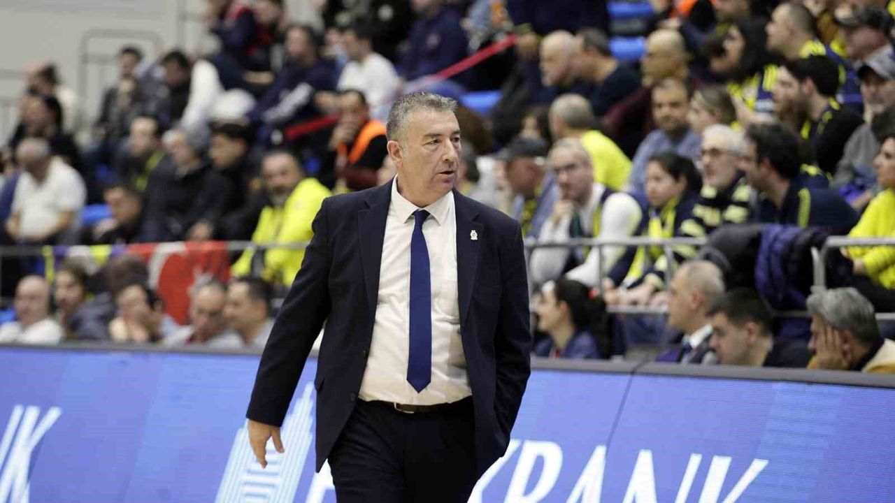 Fenerbahçe seride 2-0 öne geçti