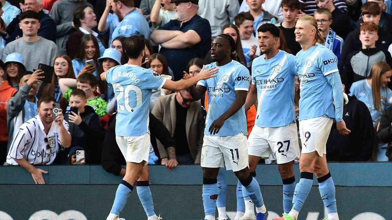 Premier Lig’de Şampiyonluk Ateşi: Manchester City, Arsenal’ı Devirdi!