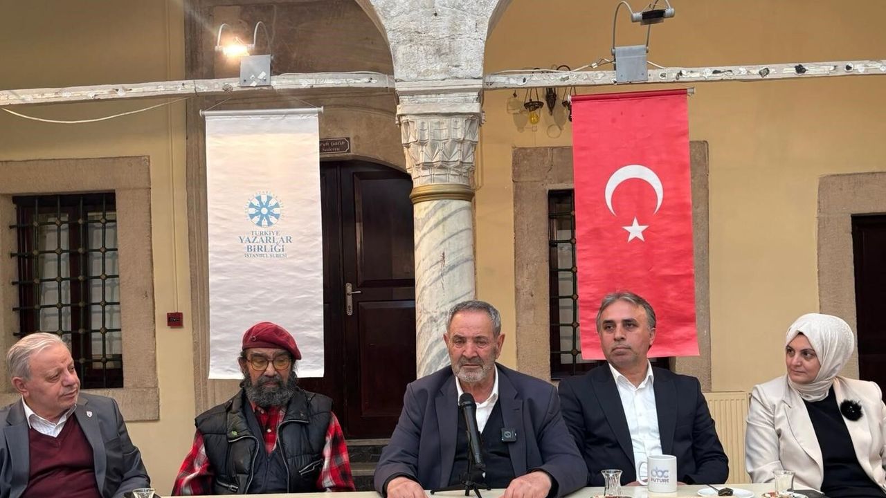 Prof. Dr. Şahin Uçar’dan kufi yazı ve kültür eleştirisi