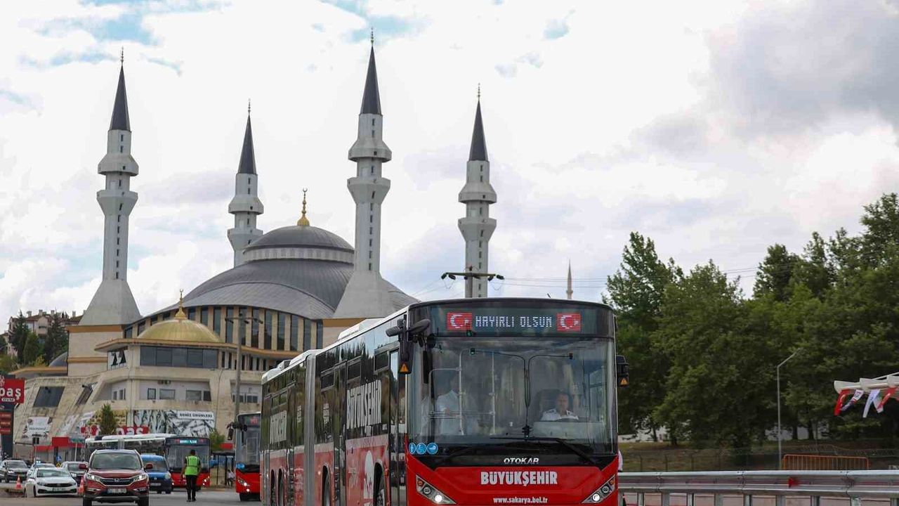 Sakarya metrobüs hattında ücretli dönem başlıyor