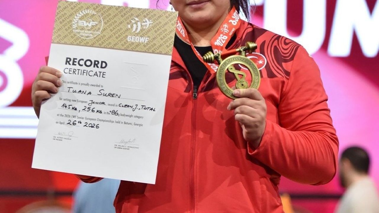 Tuana Süren’den Avrupa Rekoru ve Bronz Madalya!