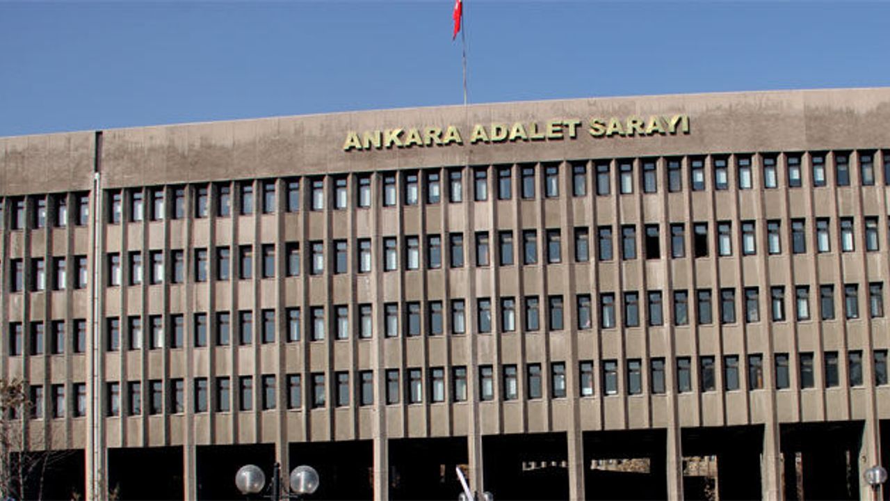 Ankara Adliyesi'nde, Emanetten Paraları Alıp Bahiste Kaybetmiş