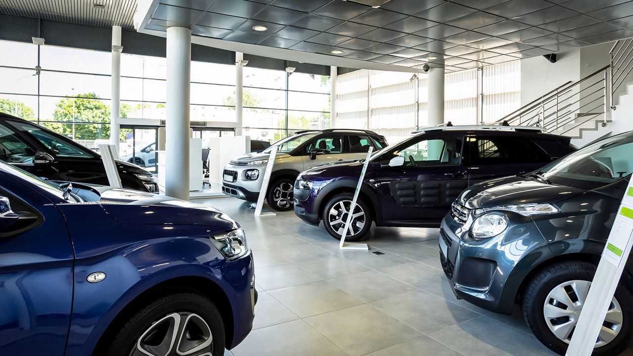 Çip Krizi Bitti Derken Savaş Vurdu: Araç Alacaklar İçin Yeni Zam Dalgası