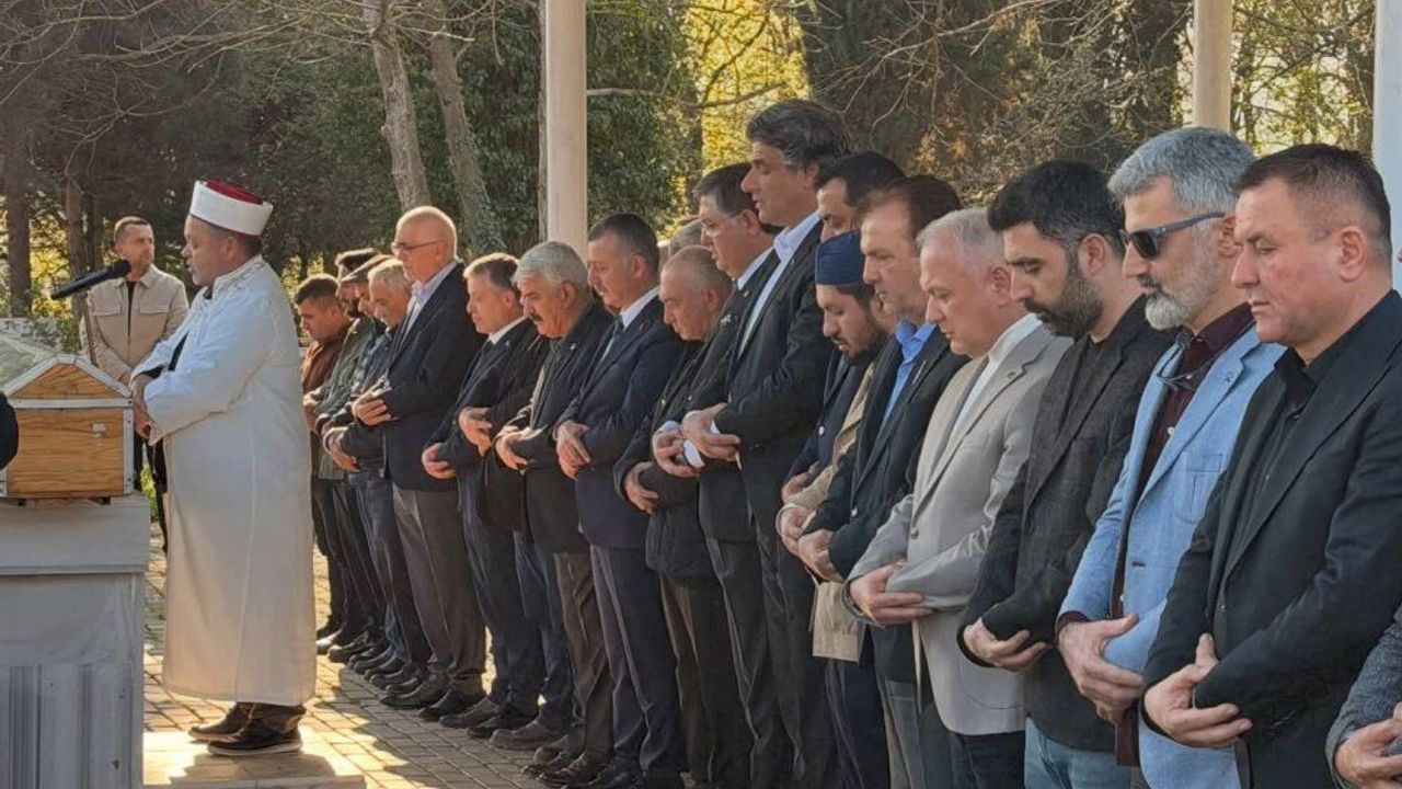 Ketenciler’de Hüzünlü Veda: Siyaset ve Basın Dünyası Çetin Ailesinin Yanında